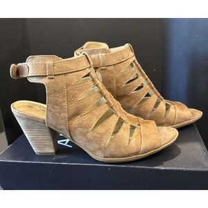 Naturalizer Womens Size 8 M Talan Latte Fab Cage Open Toe Sandals Hook Loop